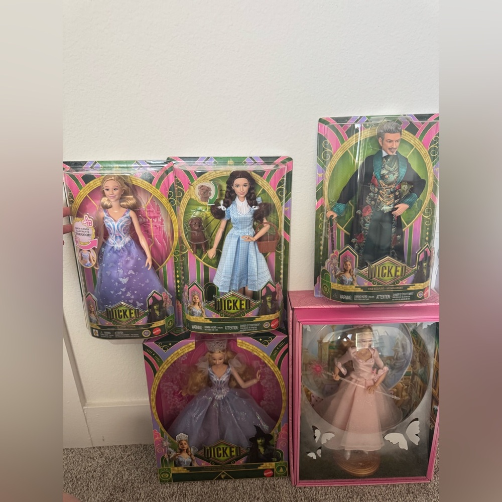Mattel Wicked Dolls Set -6 Deluxe Glinda, Dorothy, Wizard, For Good Elphaba/Glin